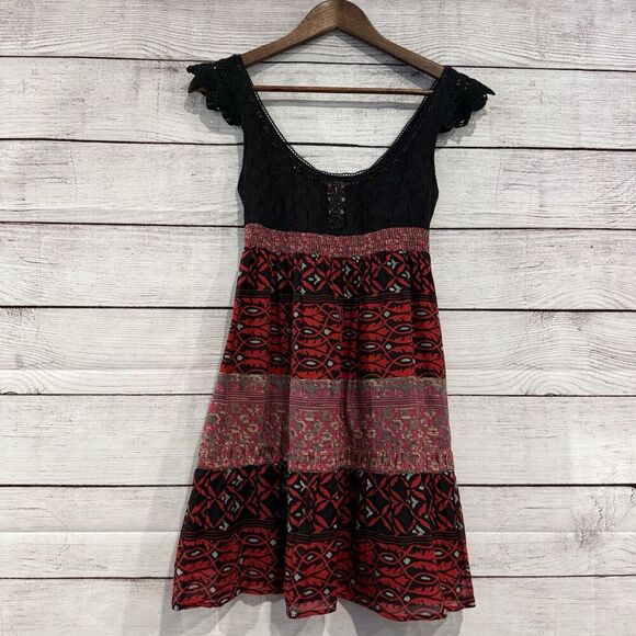Free People Red Bohemian Festival Strap Dress Crochet Top Beads Size 0 - Picture 1 of 11